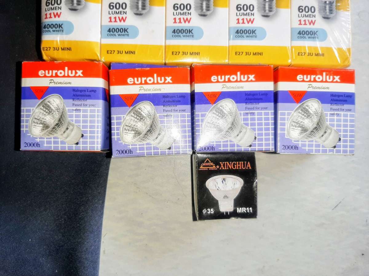 Compact fluorescent light bulbs (CFL) - Radiant & Eurolux - Variety