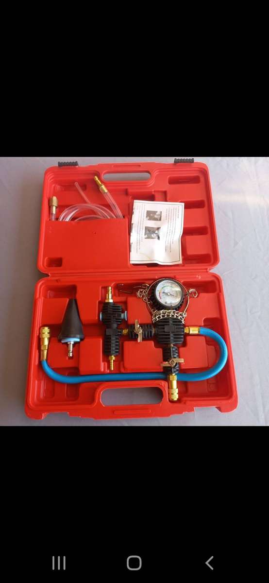 Cooling system bleeding and filling tool set.
