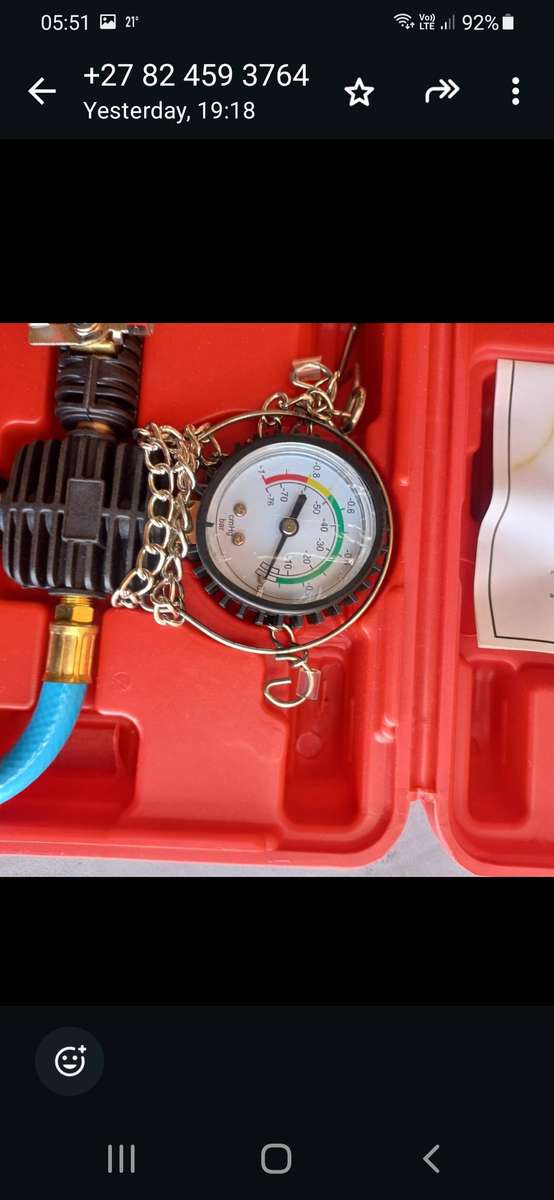 Cooling system bleeding and filling tool set.