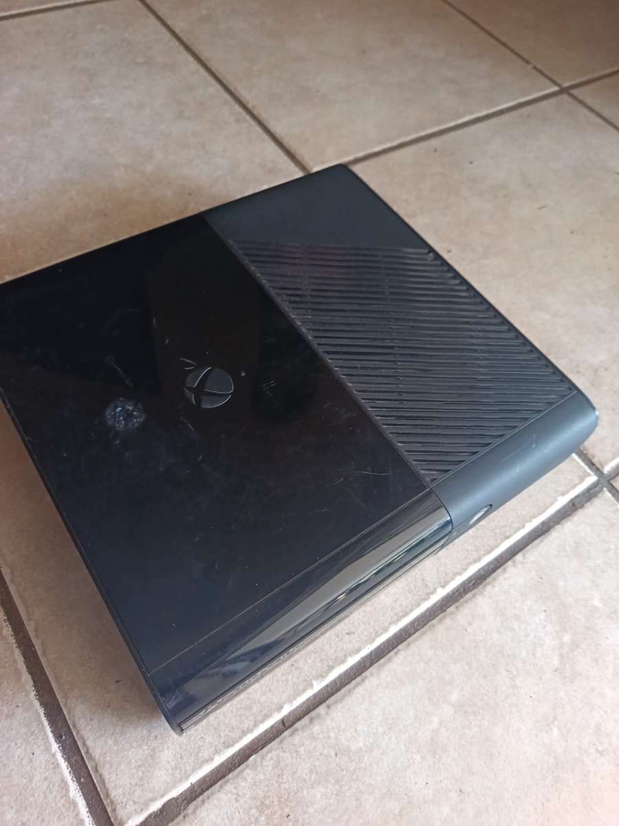 X BOX 360 FOR Spares