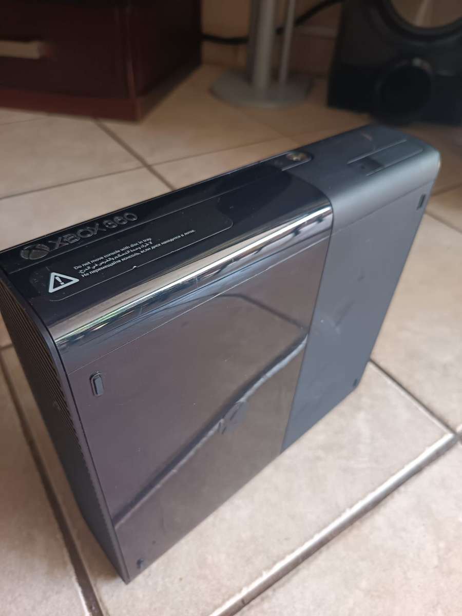 X BOX 360 FOR Spares