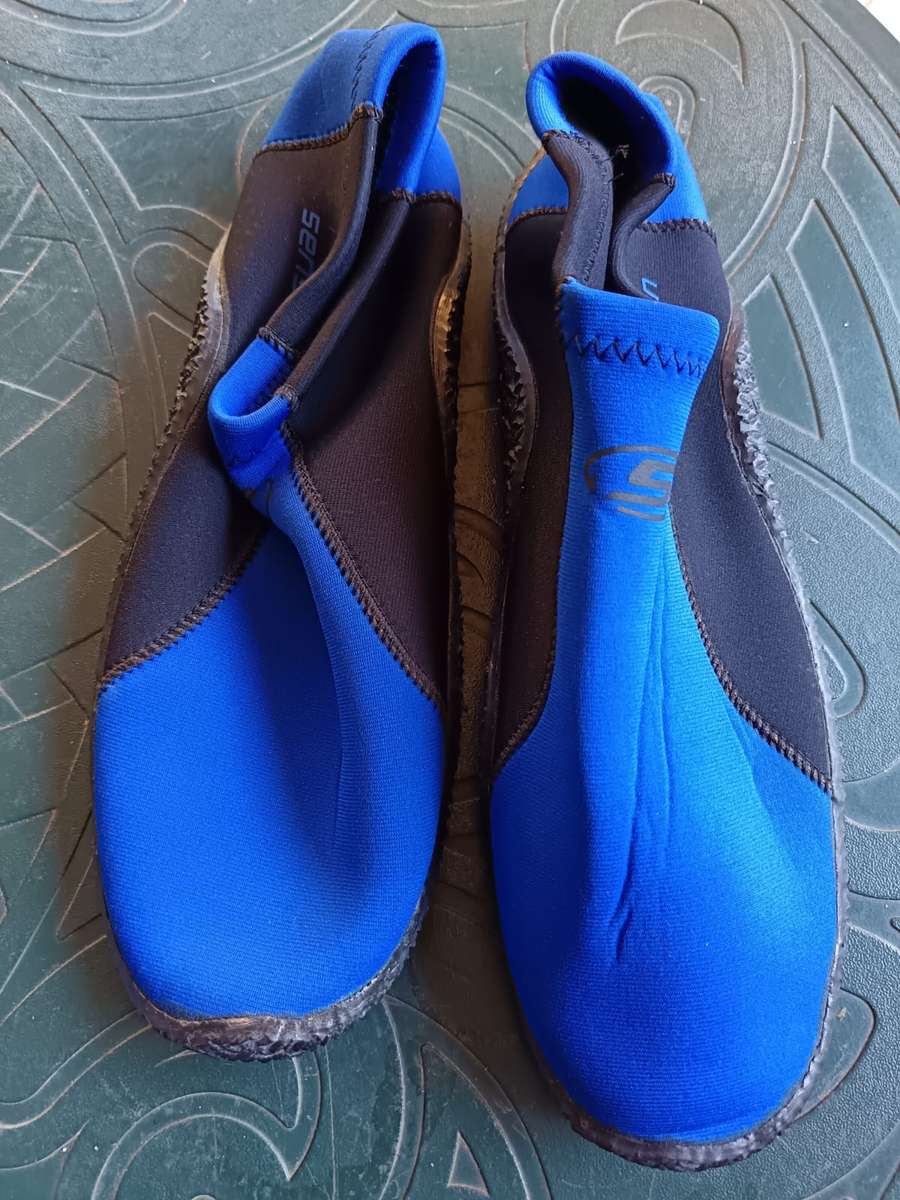 sensation fishing booty shoe