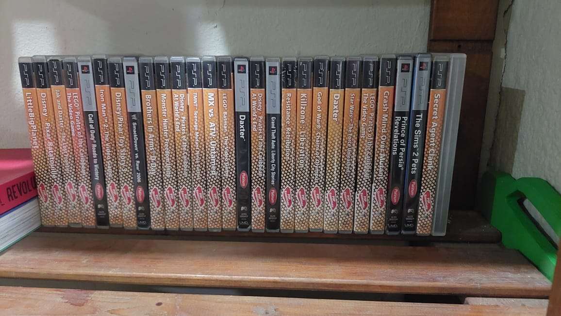 PSP game lot