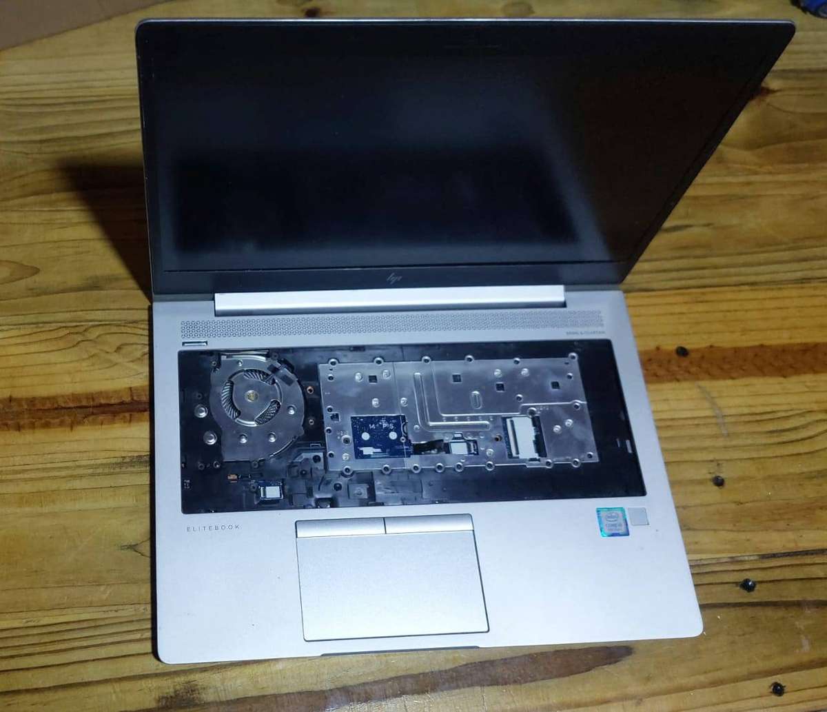 HP Elite book 840 G6 (For repair/Spares)