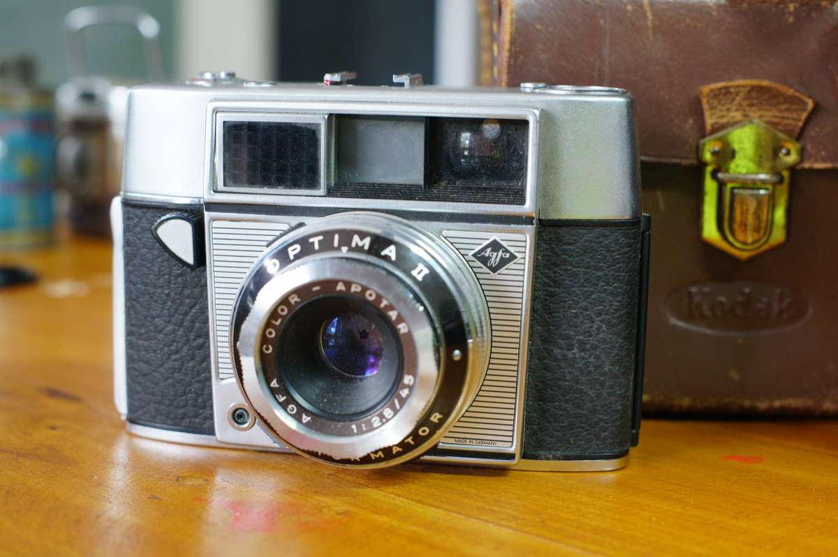Vintage Camera Bundle - Kodak, Eros and Agfa