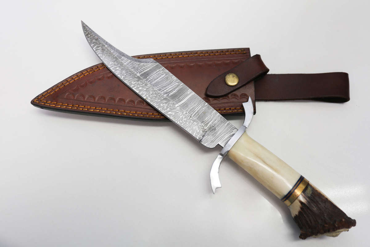 Damascus Bowie Hunting Knife  205 mm Blade