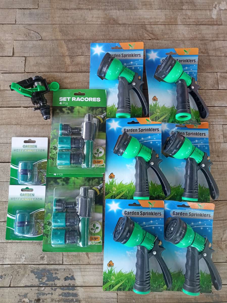 11 Piece Gardening Tools - ONE BID FOR ALL