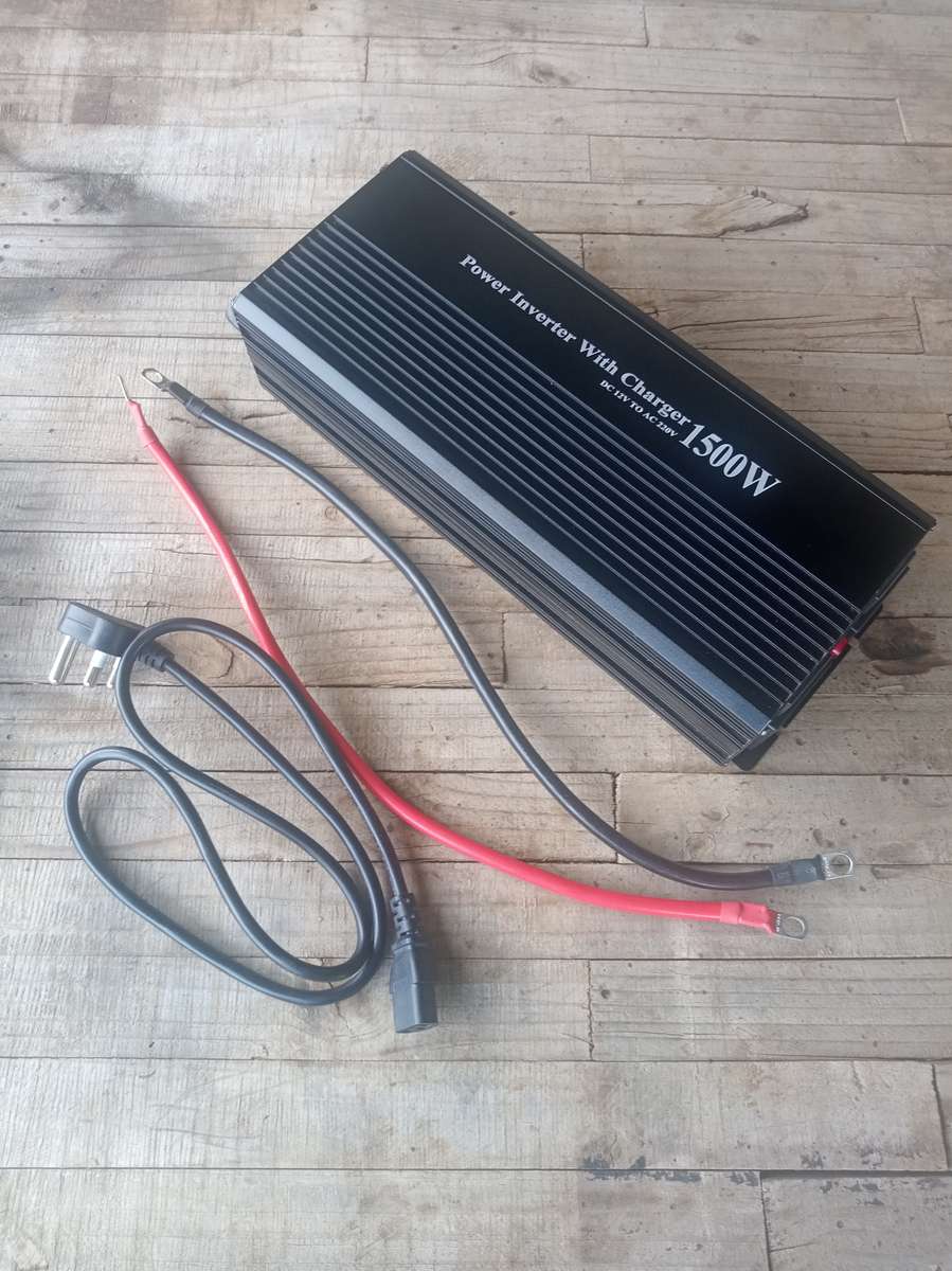 1500w Inverter with Built In Battery Charger