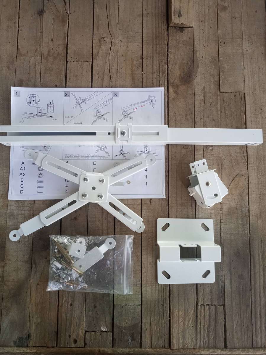 Adjustable Tilting Projector Bracket