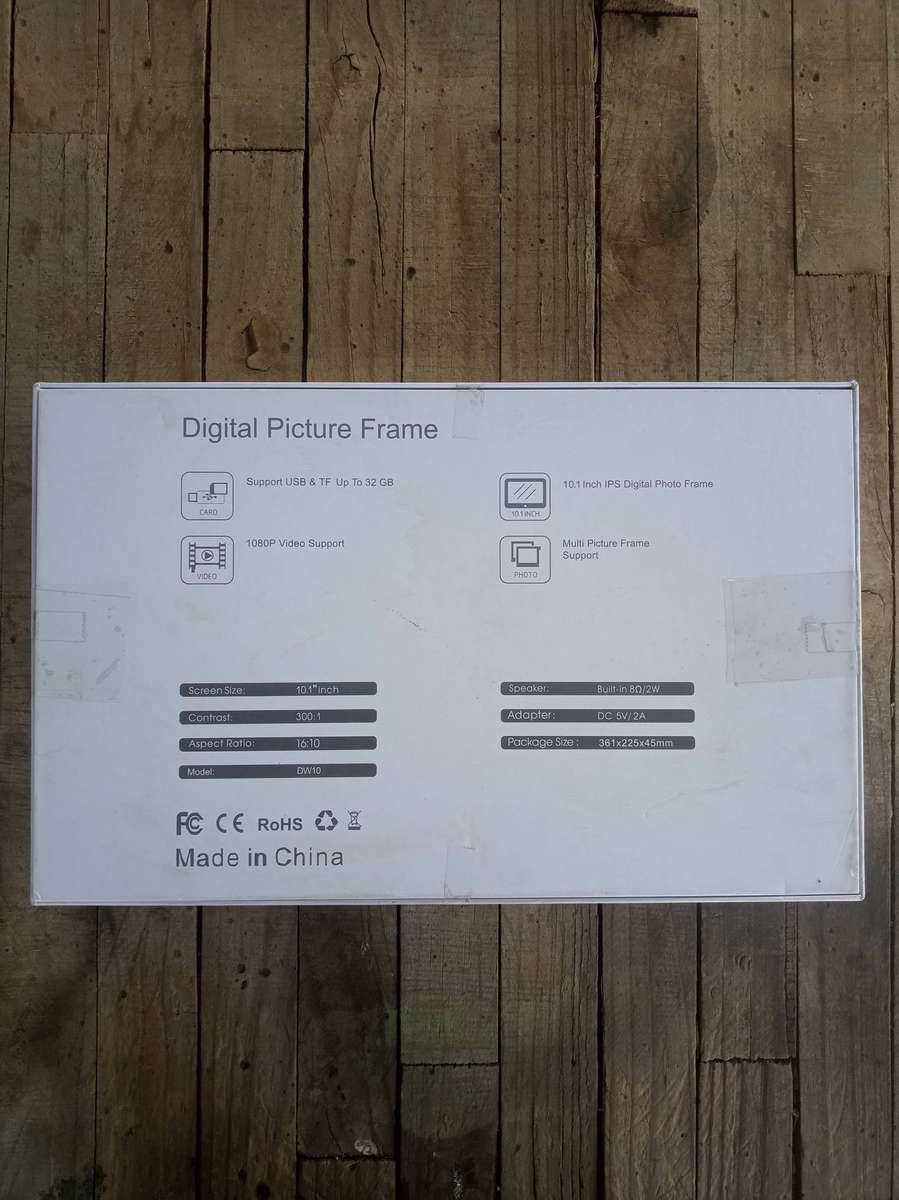 BezosMax 10.1 inch WiFi Digital Frame 32GB 1280x800