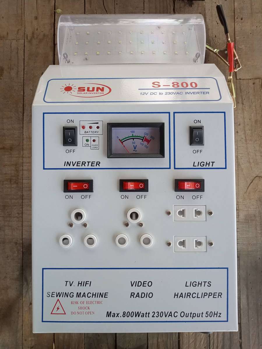 800W 230V DC To AC Power Inverter With Emergency LED Light - S-800