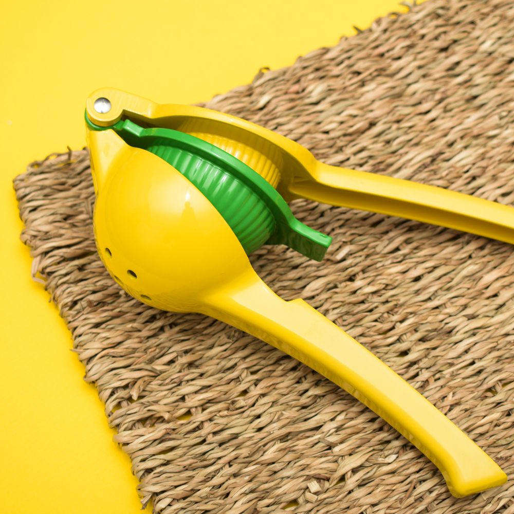 Kitchen Kult Premium Handheld Steel Citrus Juicer with Matching Zester