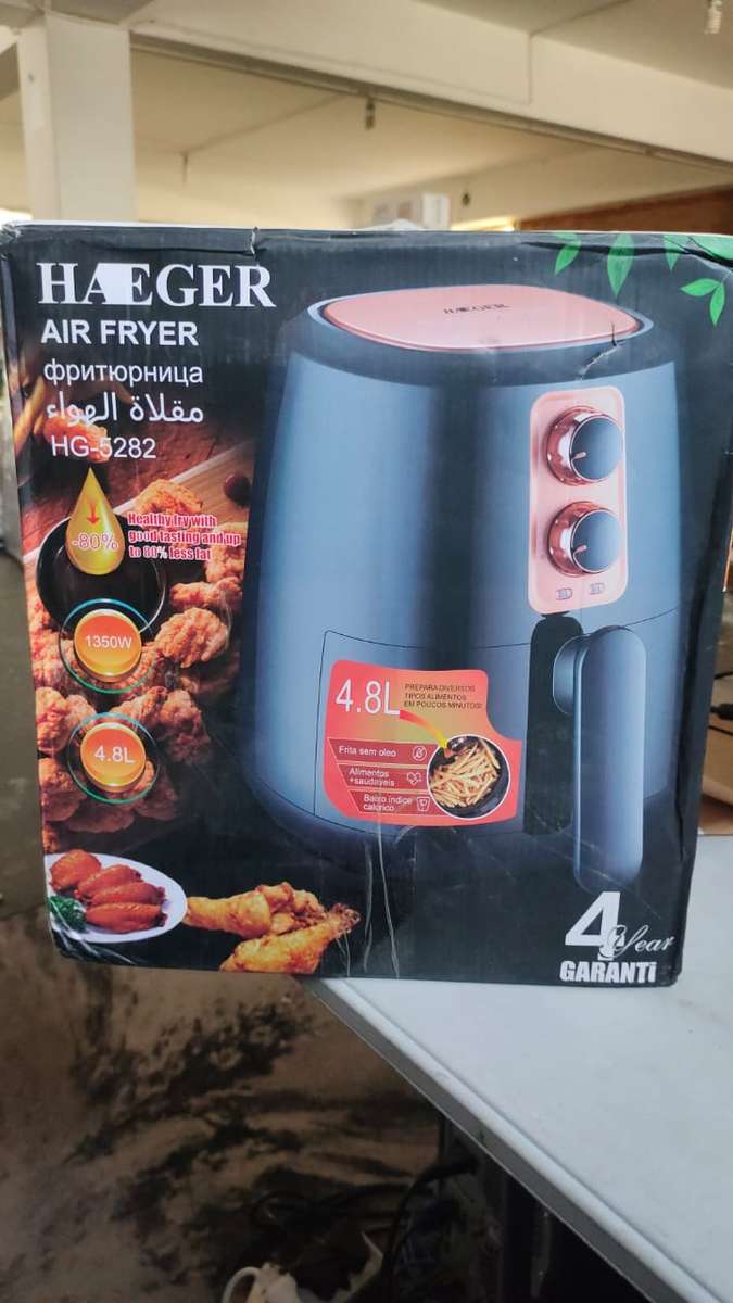 4.8L Air Fryer 1350W-GREEN