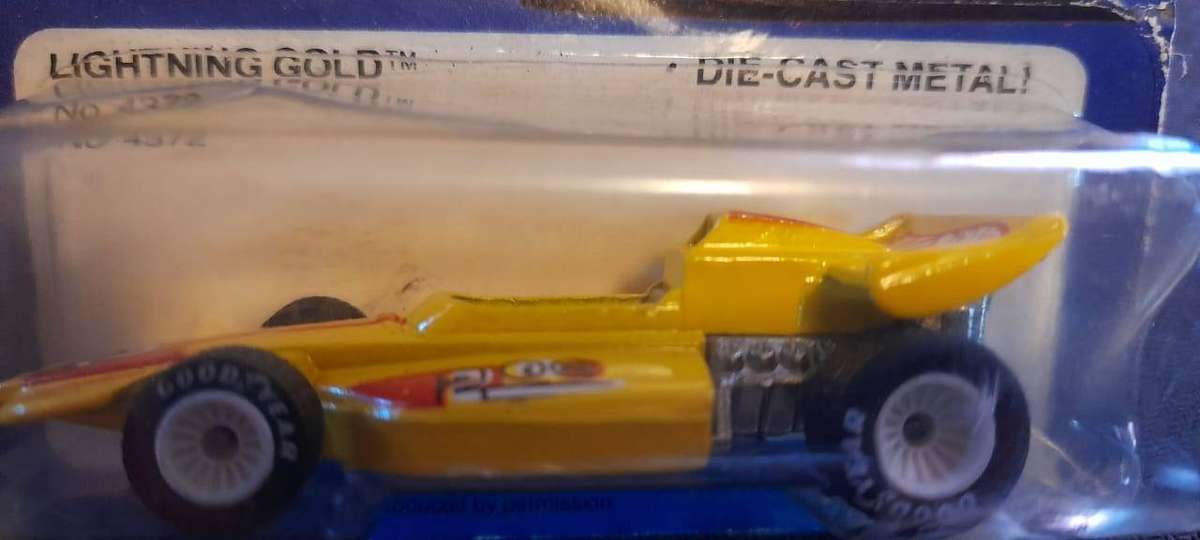Vintage 1983 Hot Wheels Real Riders Lightning Gold #4372 - Sealed Carded