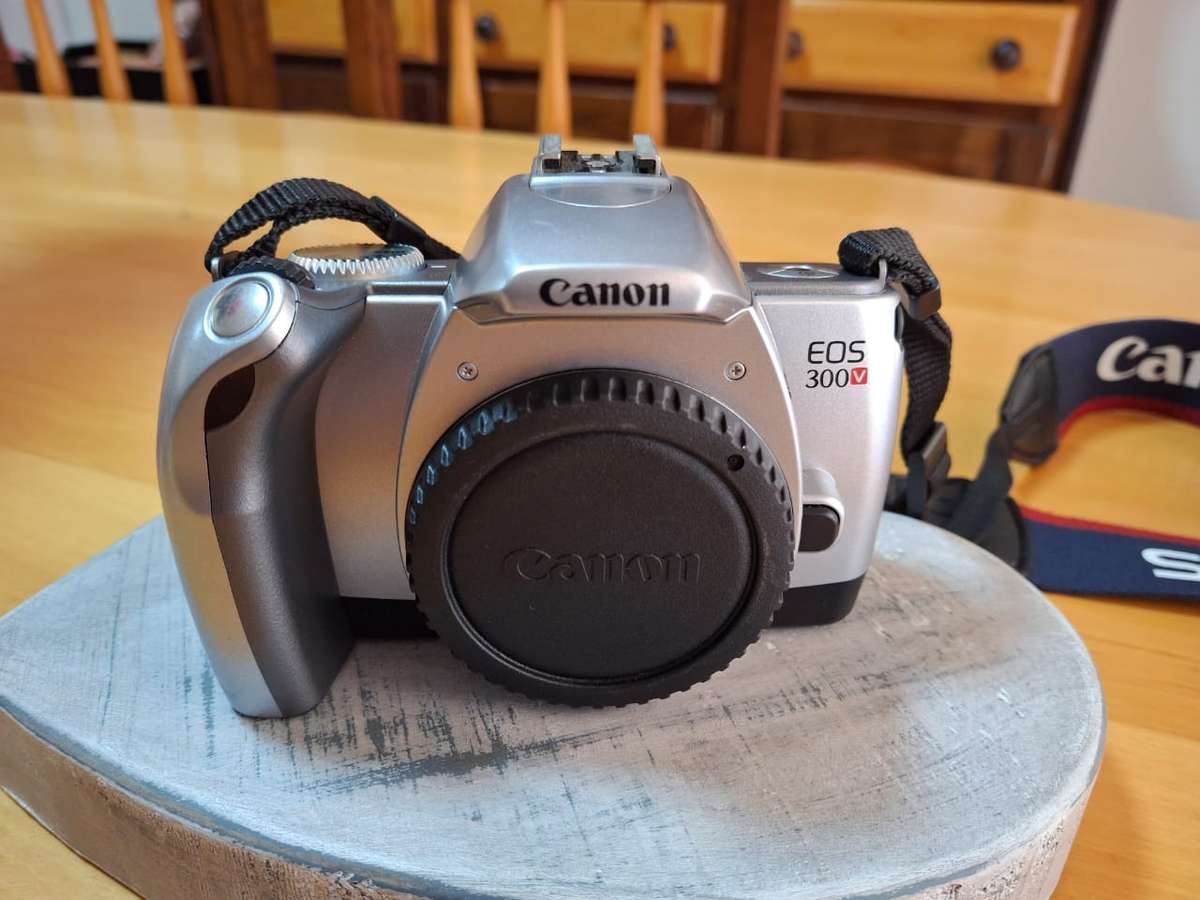 Retro Camera's & Lenses as per Photo's (Bundle)