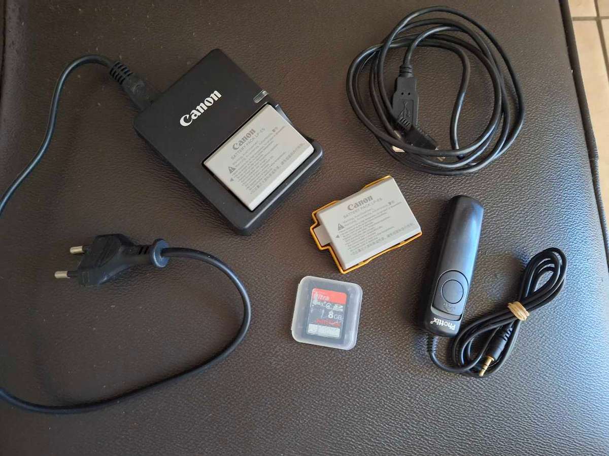 Canon EOS 500D Bundle