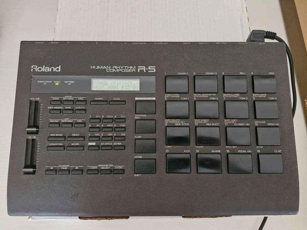 Roland R-5 - Human Rhythm Composer Drum Machine - with Power Supply - Vintage