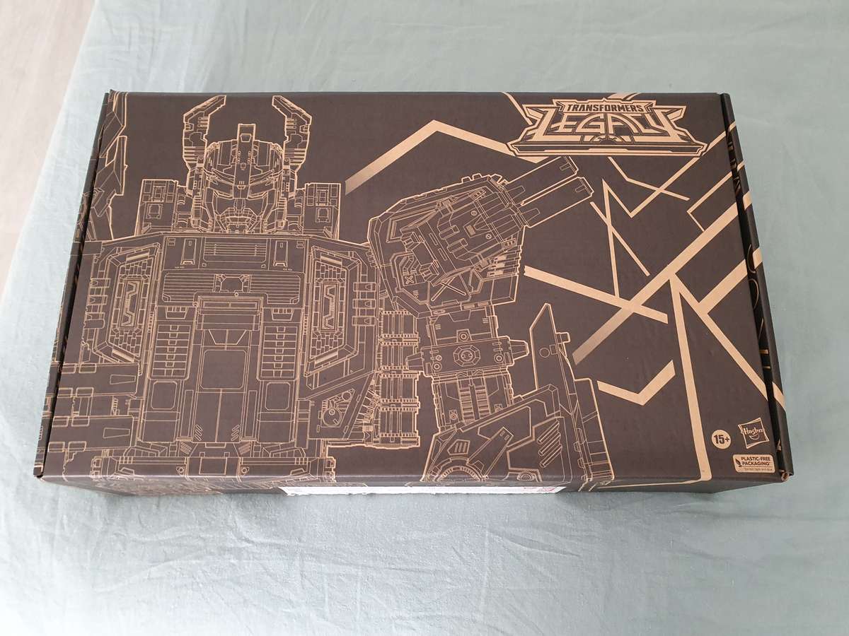 Transformers Legacy Black Zarak Generations Selects Exclusive Titan Class Figure 21-IN *Limited Ed*