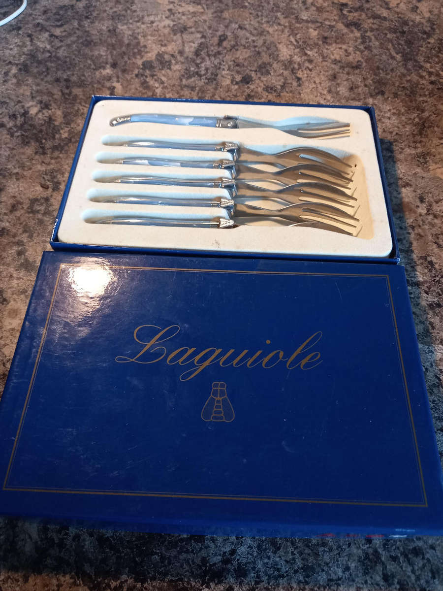 Laguiole fork set