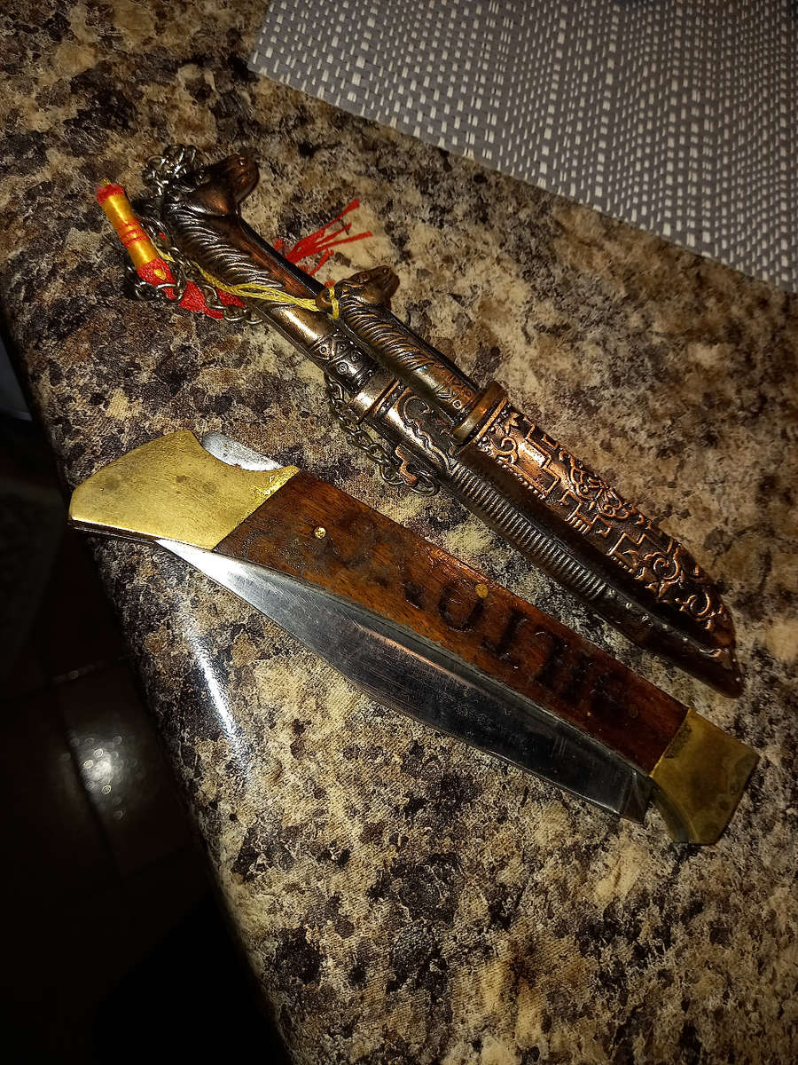 Biltong and double horse knife