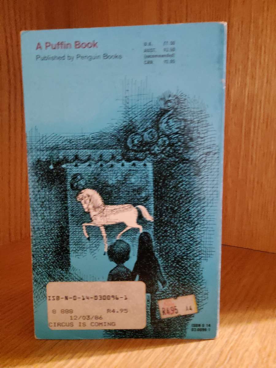 The Circus is Coming by Noel StreatFeild