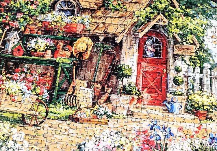 Anatolian 500 Piece Puzzle: Gardener's Haven Workshop Flowers