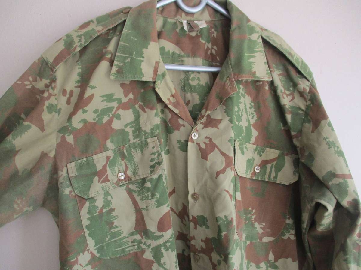 CAMO SHIRT - size L