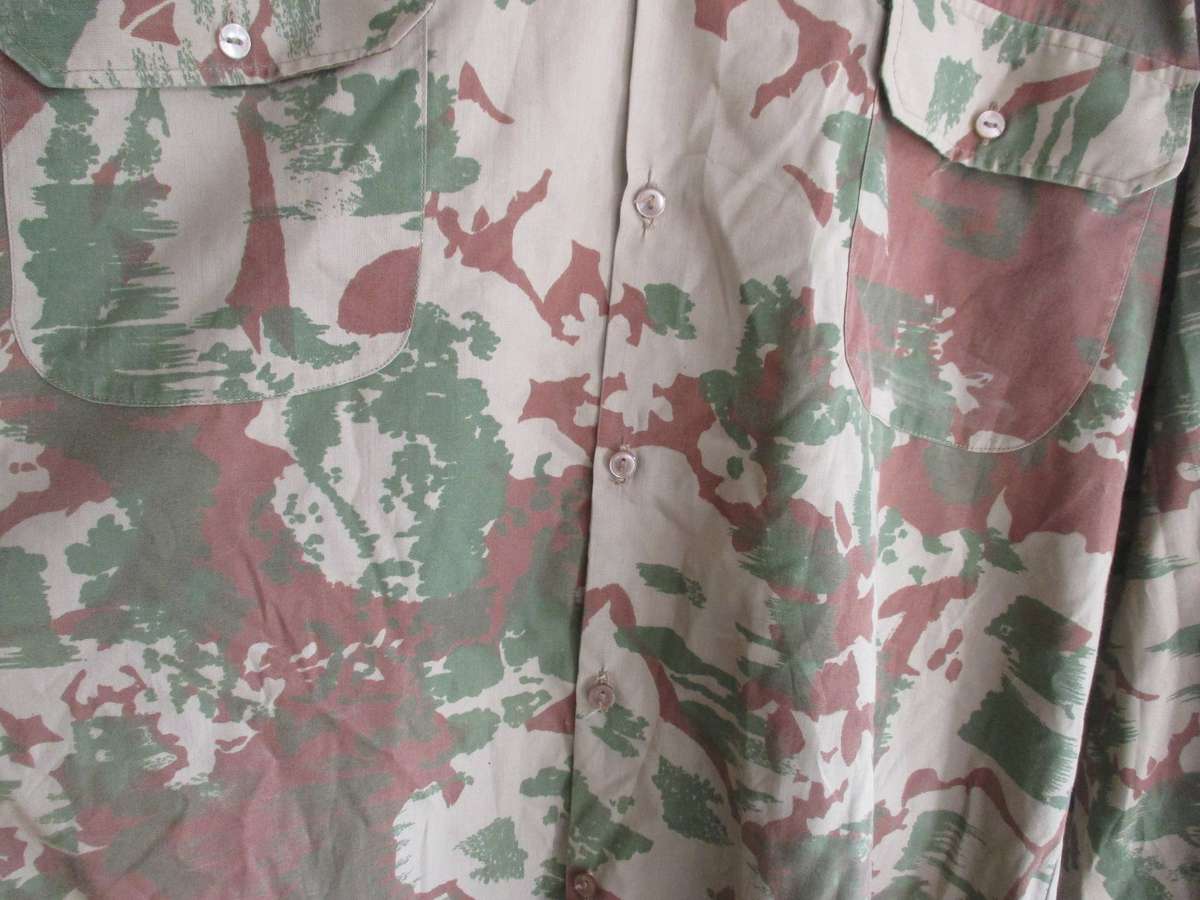 CAMO SHIRT - size L