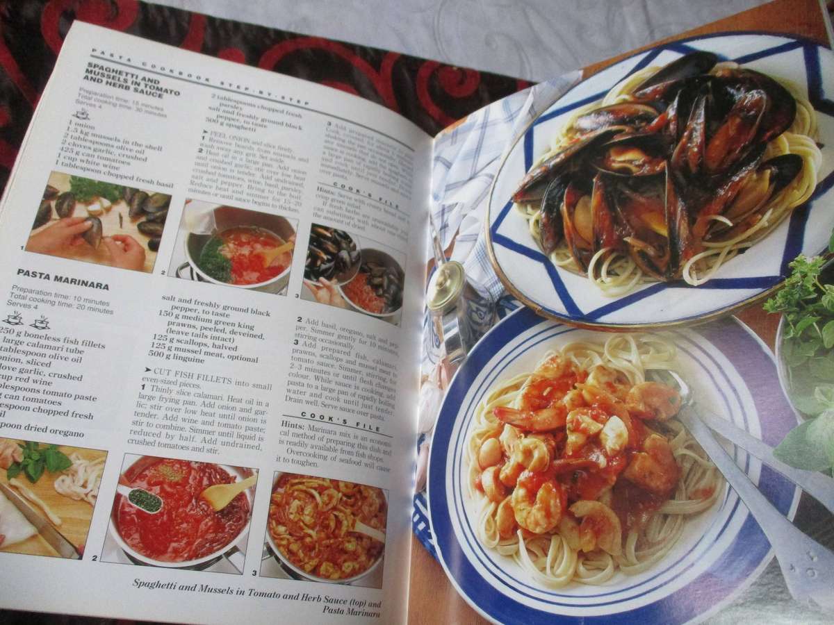 PASTA COOKBOOK - WOOLWORTHS - STEP-BY-STEP