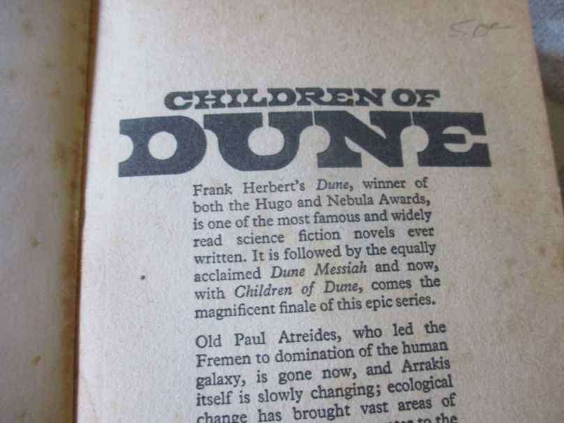 CHILDREN OF DUNE -  FRANK HERBERT - PART THREE OF THE DUNE TRILOGY