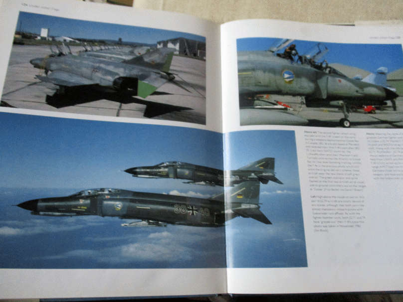 F-4 PHANTOM - TONY HOLMES