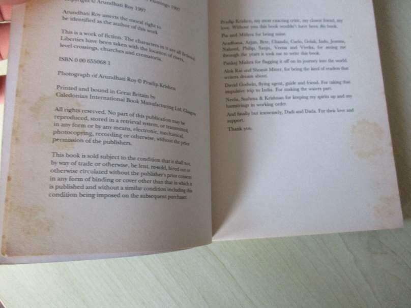 THE GOD OF SMALL THINGS - ARUNDHATI ROY