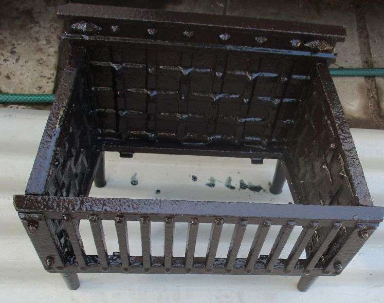 ANTIQUE FIRE GRATE