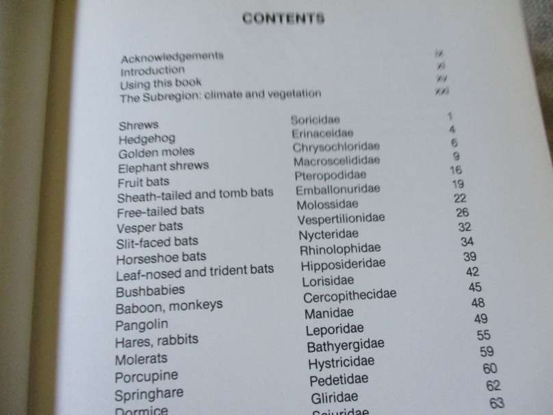 THE MAMMALS OF SOUTHERN AFRICA - A FIELD GUIDE - REAY H N SMITHERS