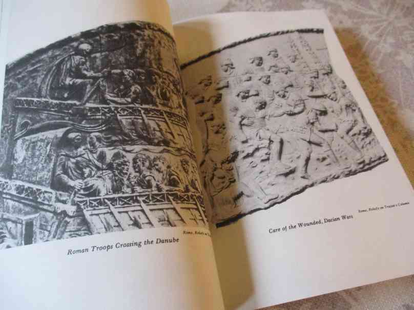 MEMOIRS OF HADRIAN - MARGUERITE YOURCENAR