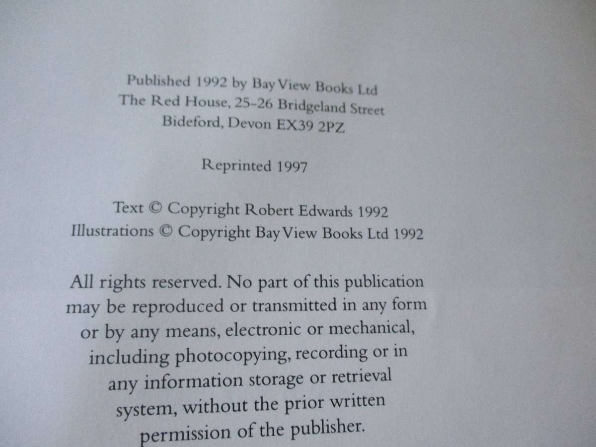 ORIGINAL ASTON MARTIN DB4 / 5 / 6 - THE RESTORERS GUIDE TO ....  BY ROBERT EDWARDS