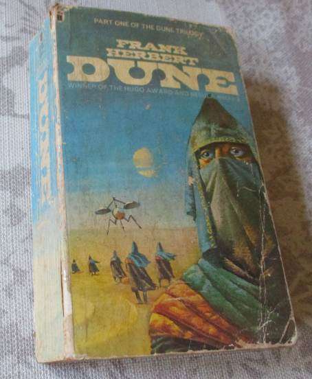DUNE - FRANK HERBERT