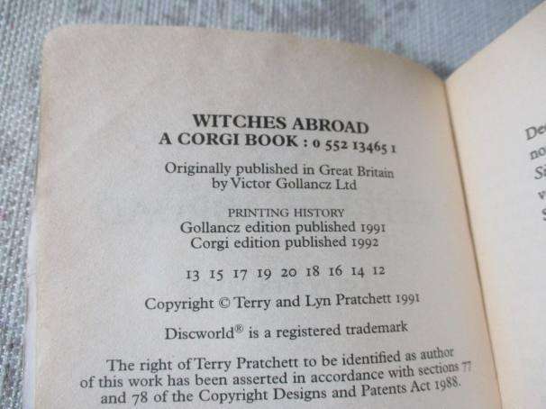 Witches Abroad - Terry Pratchett - Discworld Novel