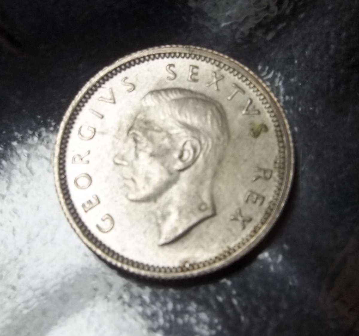 SA Union 6 pence 1952 - aUNC condition