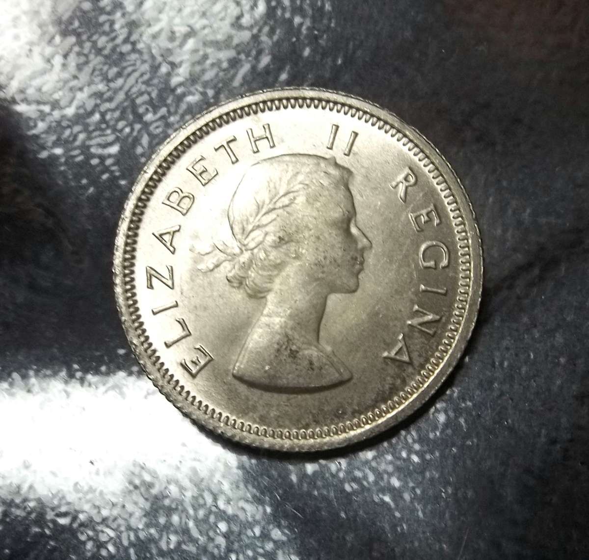 Union Sixpence 1954 - aUNC condition