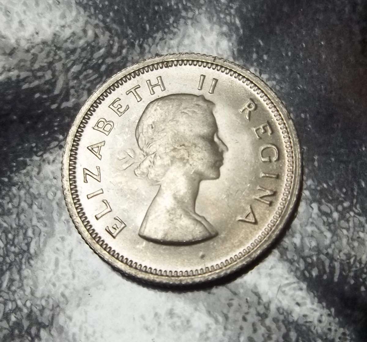 *R1 Auction* Union Sixpence 1956 - UNC condition