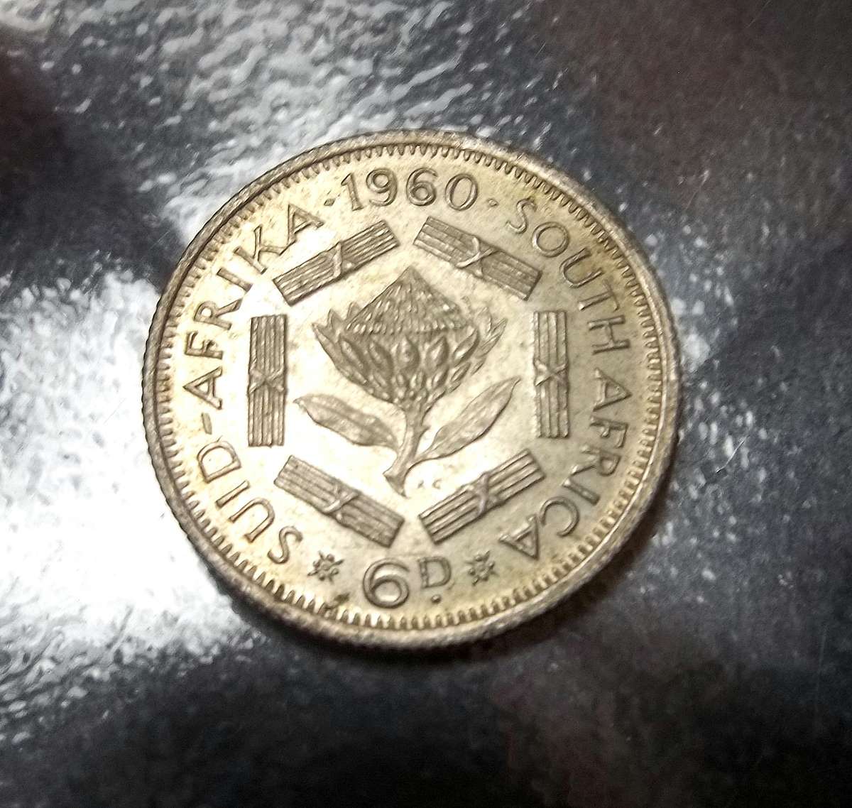 *R1 Auction* Union Sixpence 1960 - Excellent condition