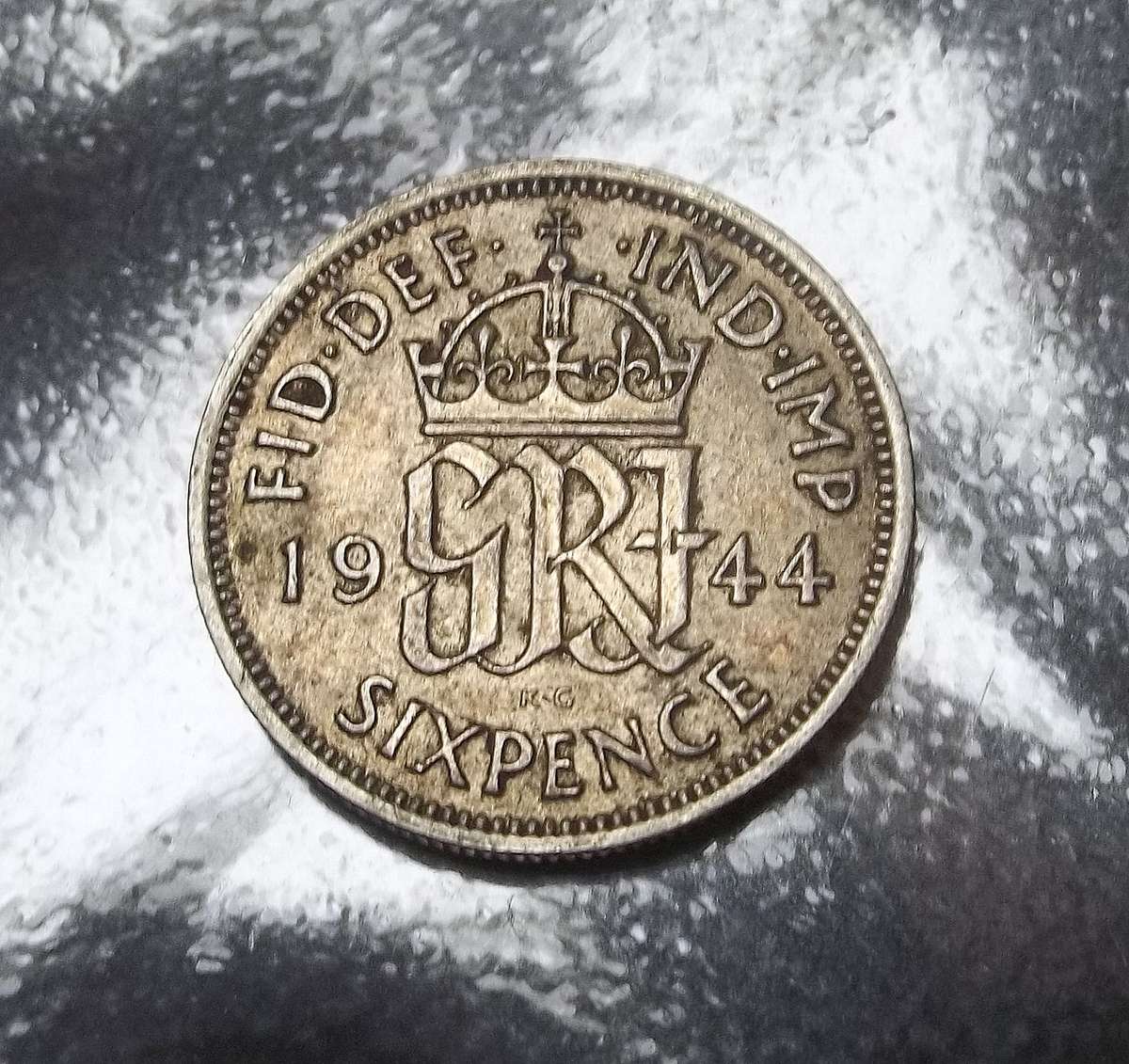 Britain Sixpence 1944