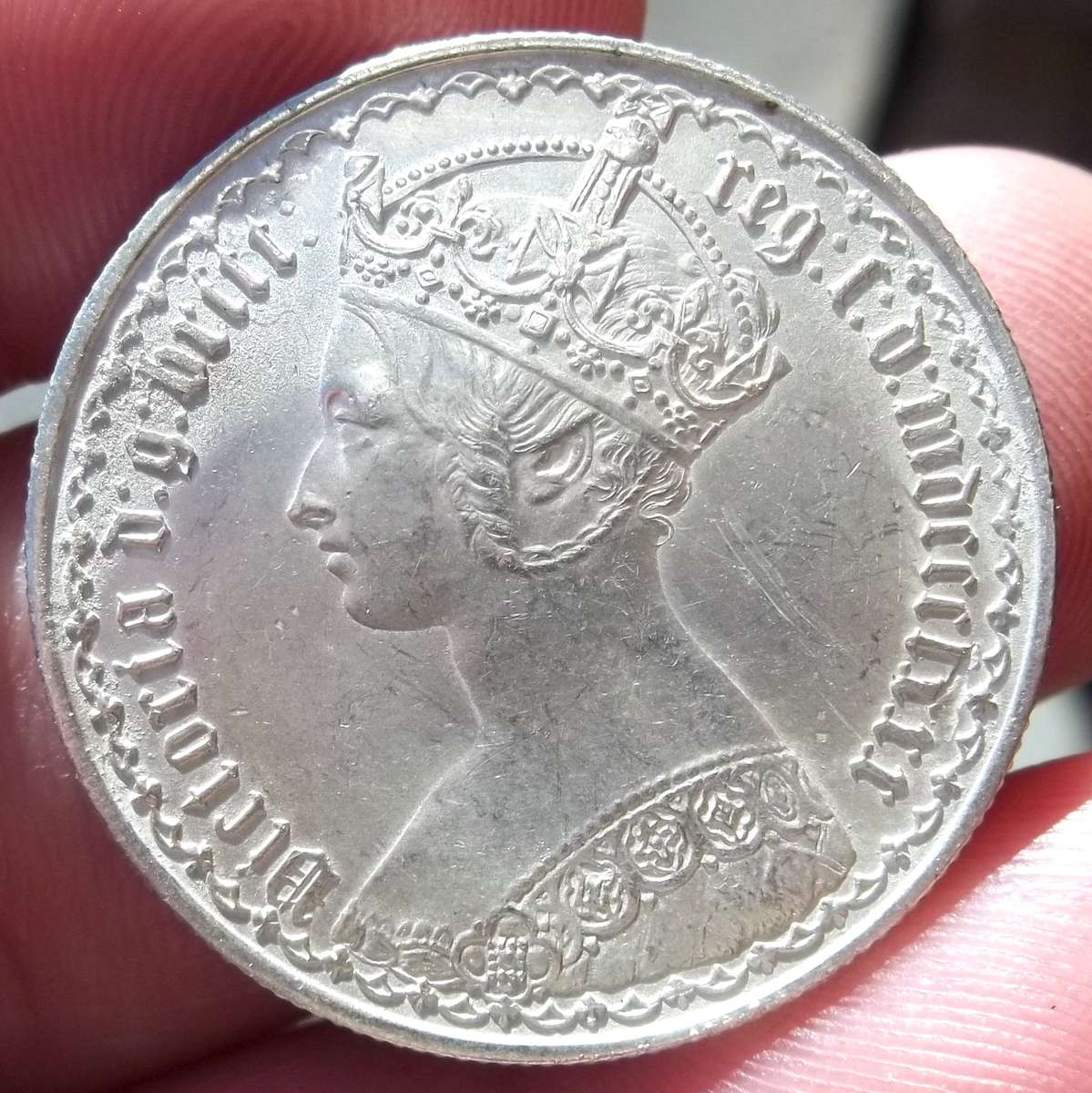 *R1 Start* UK 1880 Gothic Florin - aUNC condition