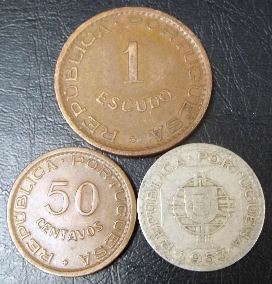 **R1 Auction**  Angola - Set of 3 coins from 1953 - Bid per coin