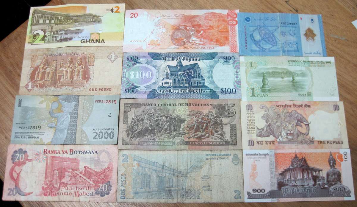 Lot of 12 International bank notes