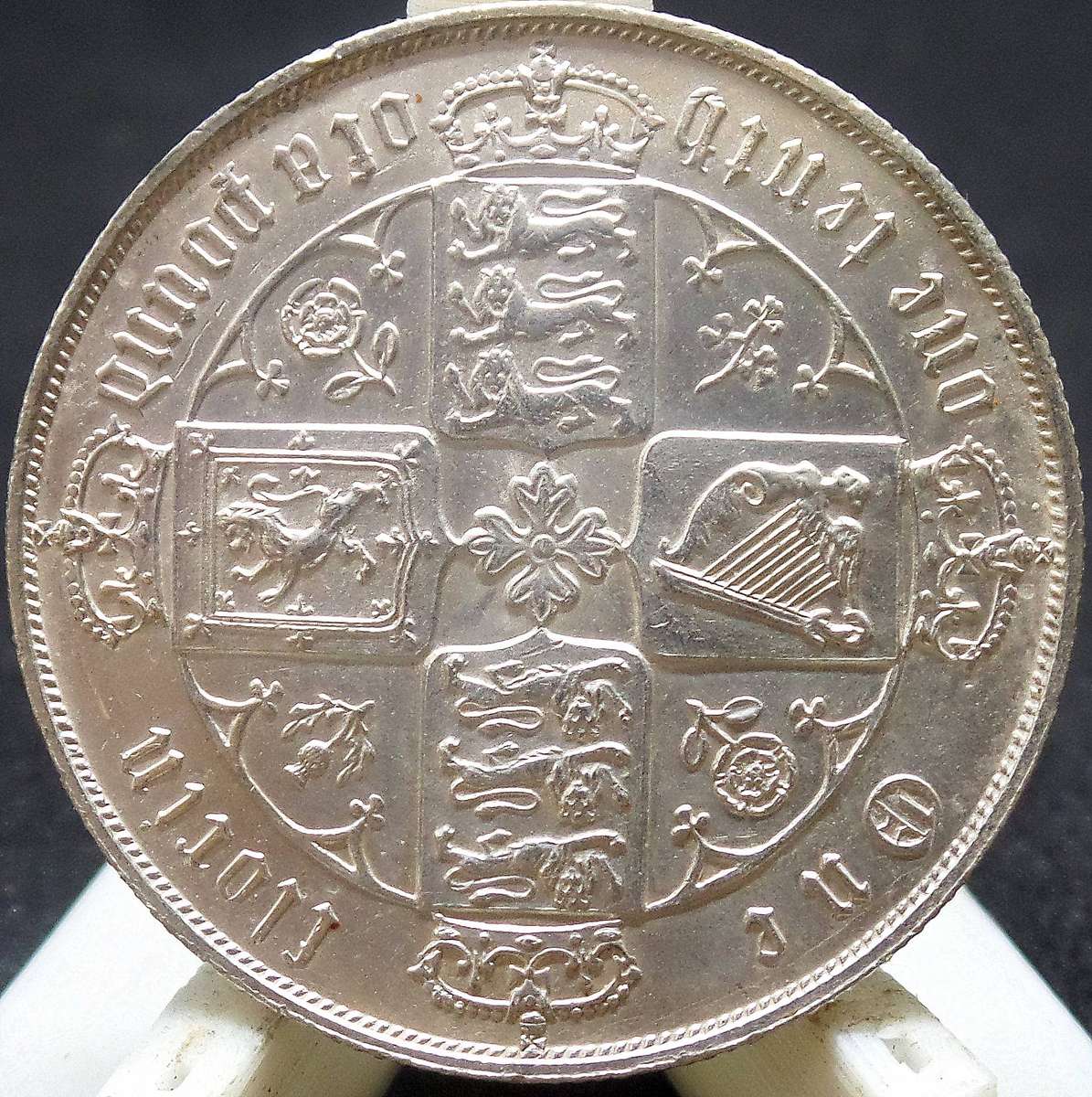 UK - 1880 Gothic Florin - Excellent condition