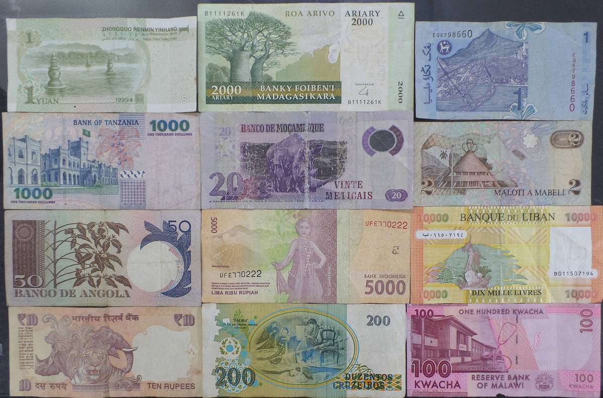 Lot of 12 International bank notes