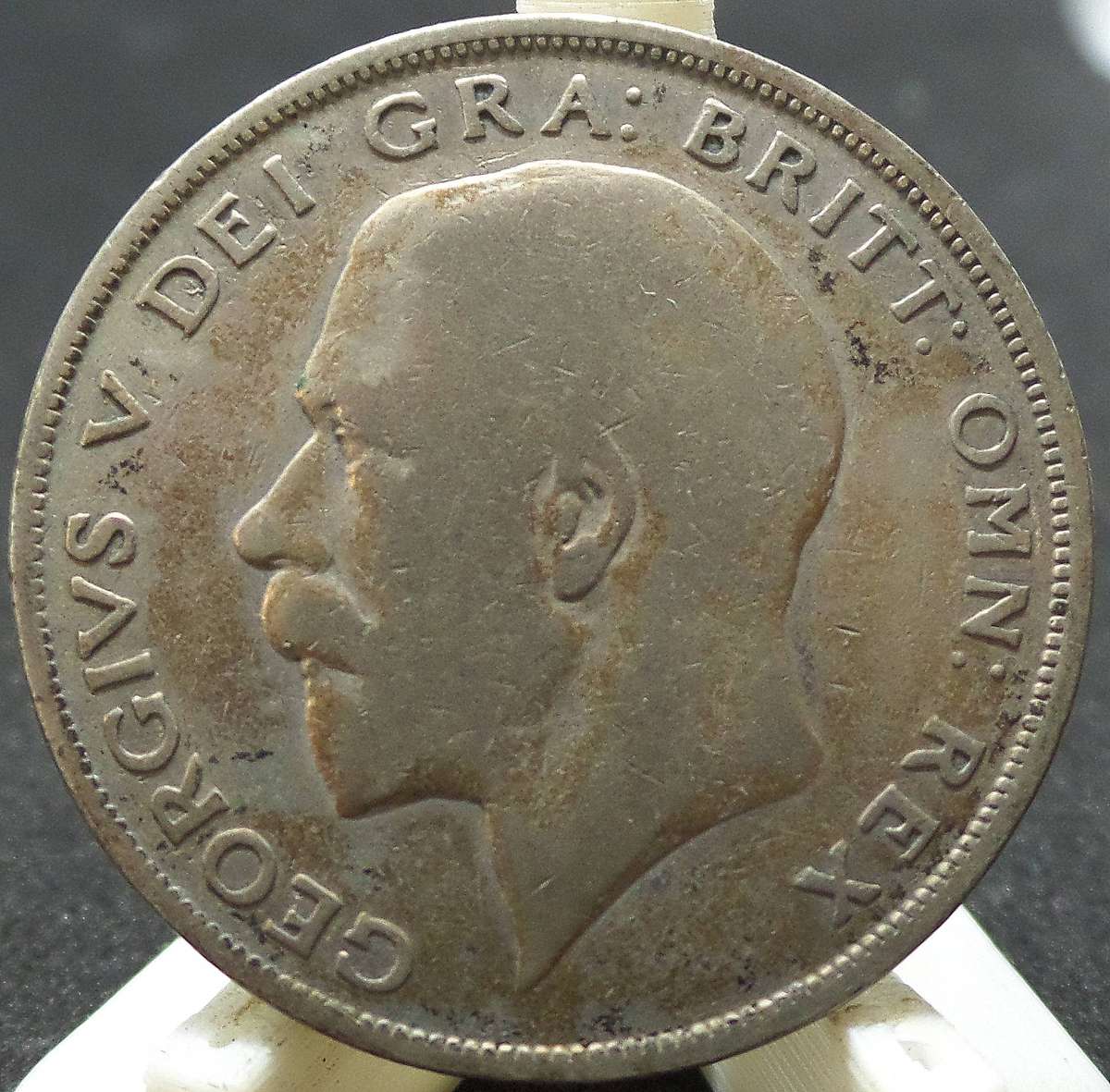 UK 2'6 Half Crown 1923