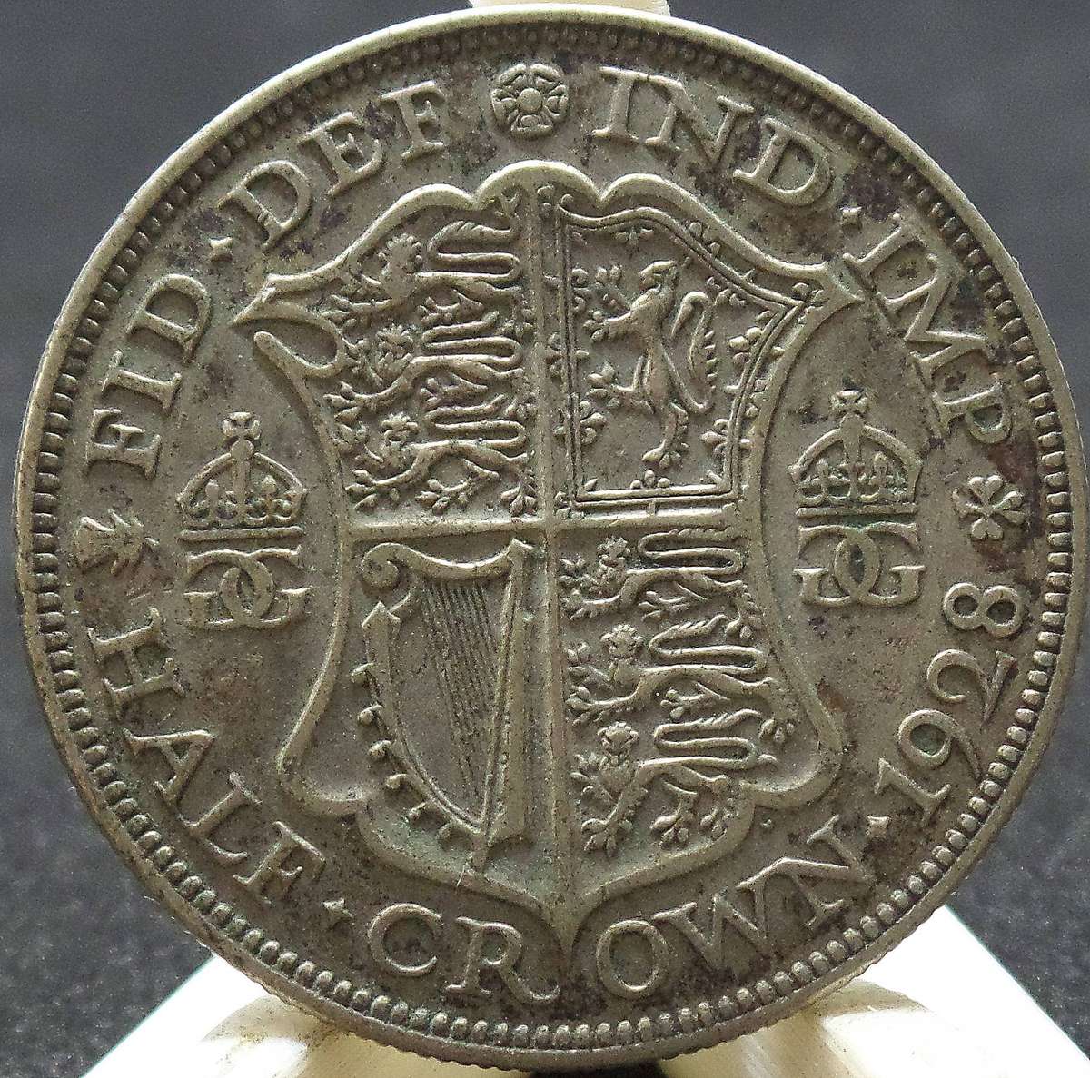 UK 2'6 Half Crown 1928